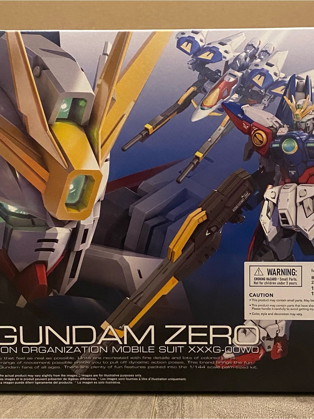 2 RG Gundams Wing zero & RX-78-2 + black action base bundle.